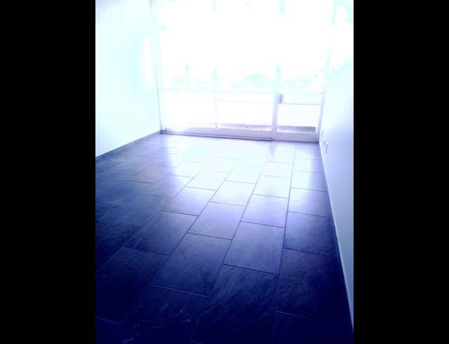 2 BEDROOM APARTMENT FOR SALE IN EMPANGENI CENTRAL